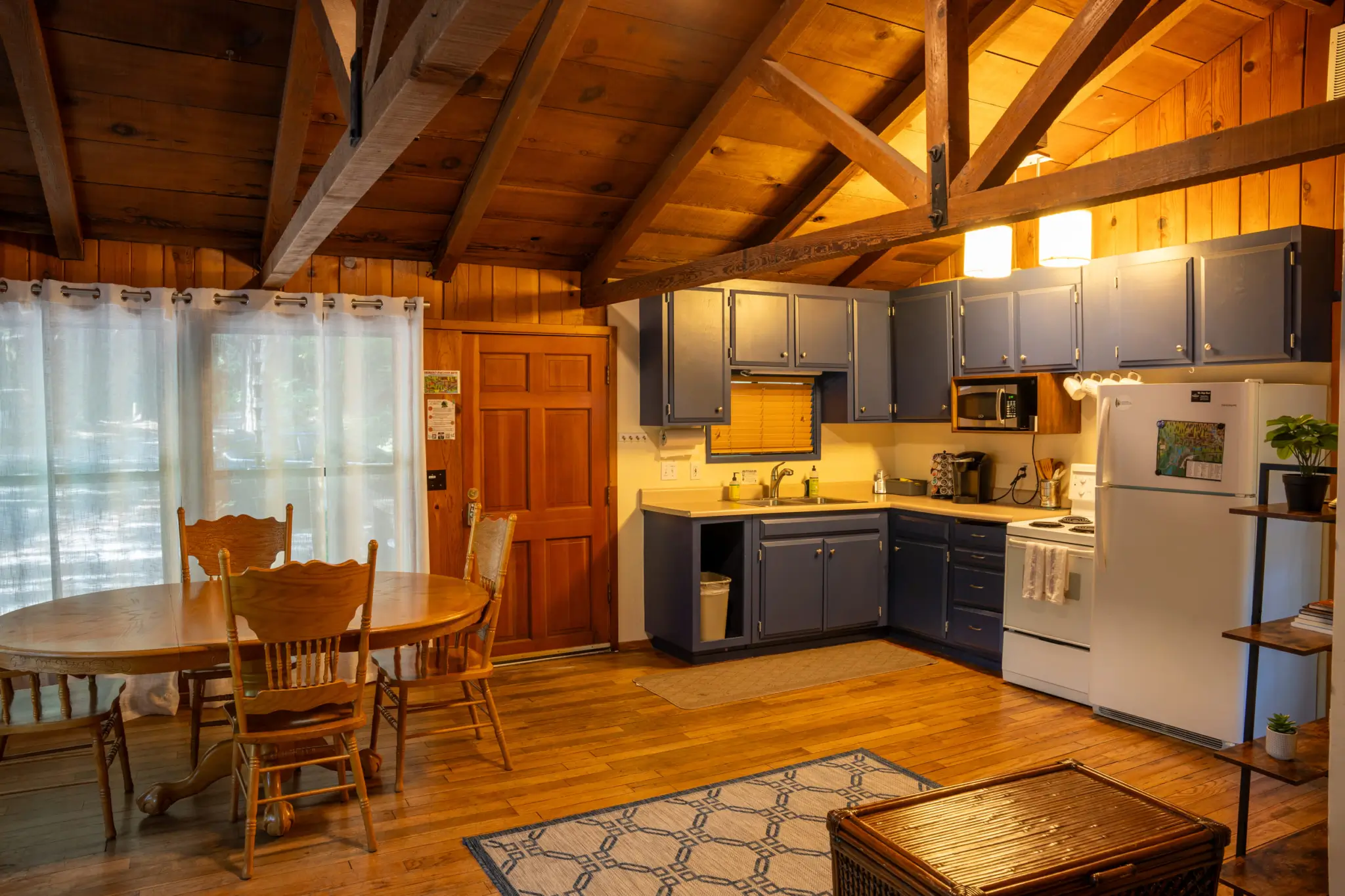 DSC08191-HDR-2048x1365